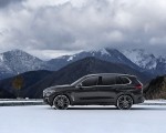 2022 BMW X5 xDrive 40Li Side Wallpapers 150x120 (7)