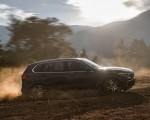 2022 BMW X5 xDrive 40Li Side Wallpapers 150x120 (5)