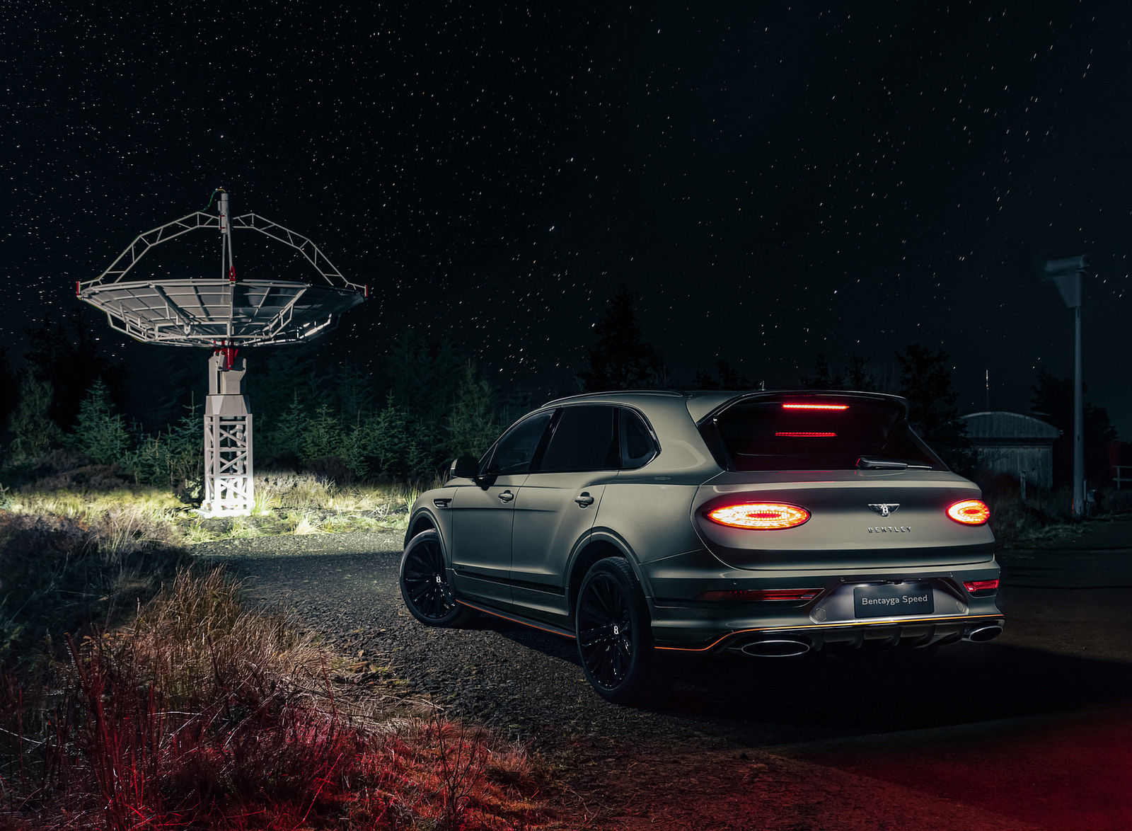 2022 Bentley Bentayga Speed Space Edition Rear Three-Quarter Wallpapers (2)