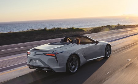 2022 Lexus LC 500 Inspiration Series Rear Three-Quarter Wallpapers 450x275 (2)
