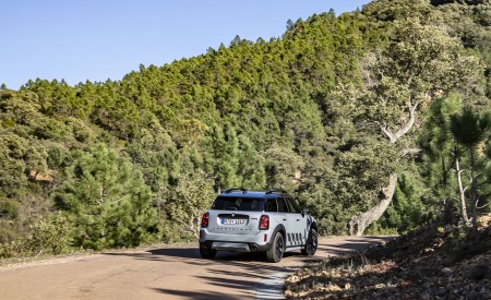 2022 MINI Cooper S Countryman ALL4 Untamed Edition Rear Wallpapers 450x275 (14)