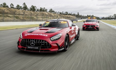 2022 Mercedes-AMG GT 63 S F1 Medical Car and Mercedes-AMG GT Black Series F1 Safety Car Wallpapers 450x275 (12)