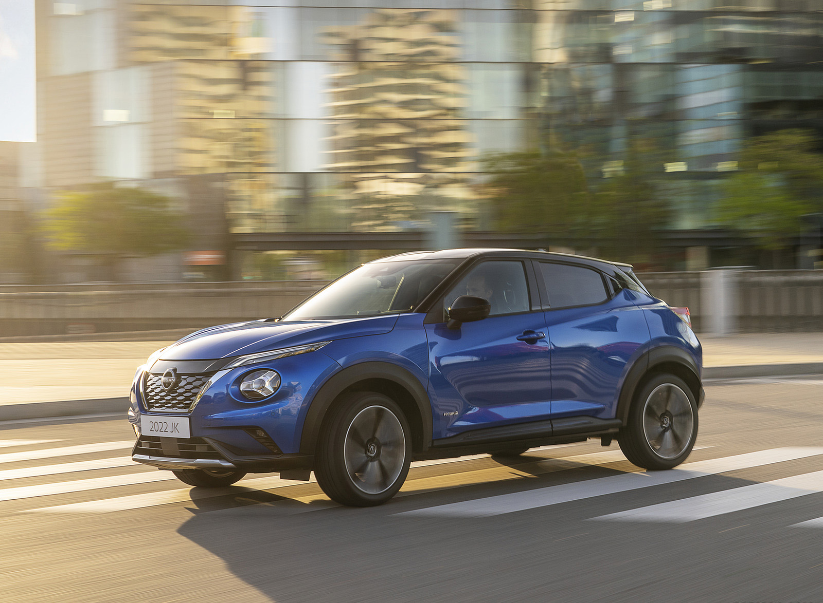 2022 Nissan JUKE Hybrid Front Three-Quarter Wallpapers  (15)