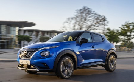 2022 Nissan JUKE Hybrid Front Three-Quarter Wallpapers  450x275 (13)