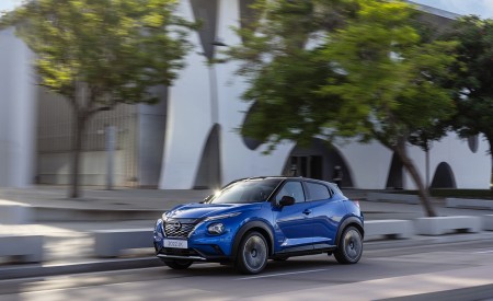 2022 Nissan JUKE Hybrid Front Three-Quarter Wallpapers  450x275 (9)