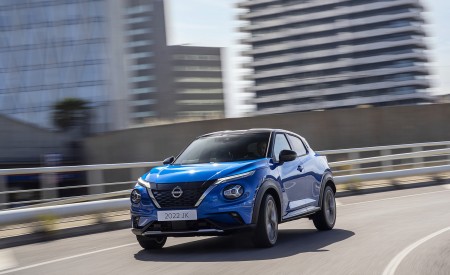 2022 Nissan JUKE Hybrid Front Three-Quarter Wallpapers  450x275 (10)