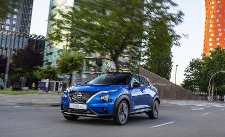 2022 Nissan JUKE Hybrid Front Three-Quarter Wallpapers  450x275 (18)