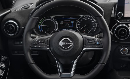 2022 Nissan JUKE Hybrid Interior Steering Wheel Wallpapers  450x275 (45)