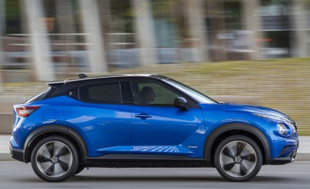 2022 Nissan JUKE Hybrid Side Wallpapers 450x275 (8)