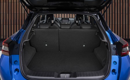 2022 Nissan JUKE Hybrid Trunk Wallpapers 450x275 (76)