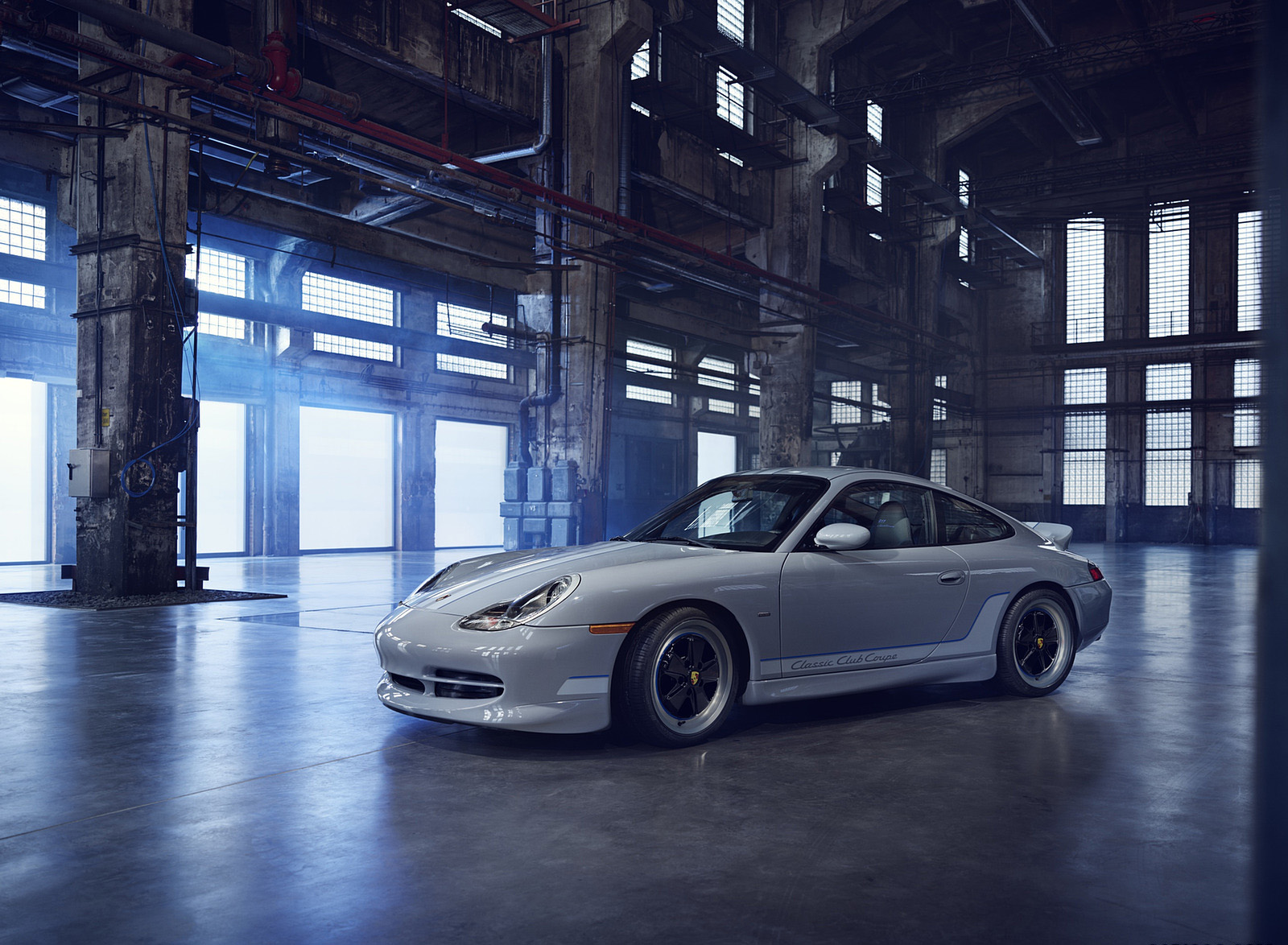 2022 Porsche 911 Classic Club Coupe Front Three-Quarter Wallpapers (2)