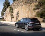 2022 Porsche Cayenne Platinum Edition (Color: Jet Black Metallic) Rear Three-Quarter Wallpapers 150x120 (9)