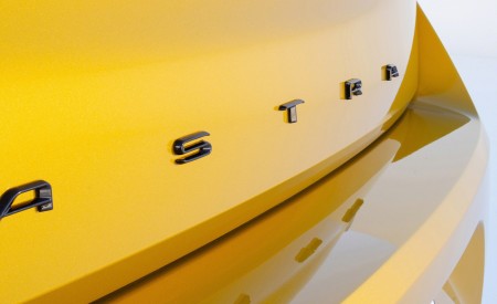 2022 Vauxhall Astra Badge Wallpapers 450x275 (14)