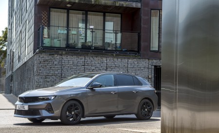 2022 Vauxhall Astra GS Line Front Three-Quarter Wallpapers  450x275 (32)