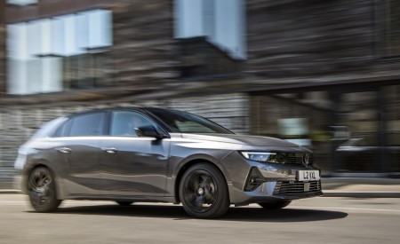 2022 Vauxhall Astra GS Line Front Three-Quarter Wallpapers 450x275 (19)