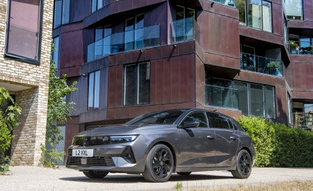 2022 Vauxhall Astra GS Line Front Three-Quarter Wallpapers 450x275 (33)