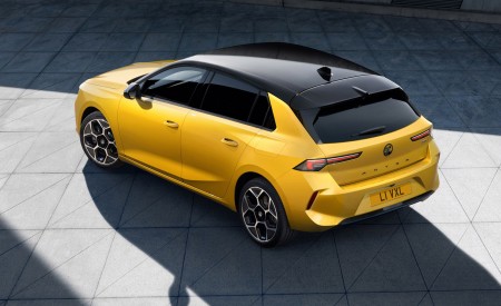 2022 Vauxhall Astra Rear Three-Quarter Wallpapers  450x275 (9)