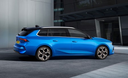 2022 Vauxhall Astra Sports Tourer Side Wallpapers 450x275 (9)