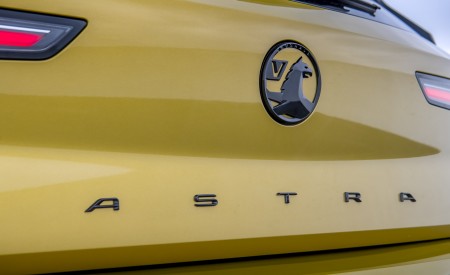 2022 Vauxhall Astra Ultimate Badge Wallpapers  450x275 (69)