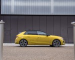 2022 Vauxhall Astra Ultimate Front Three-Quarter Wallpapers  150x120 (21)