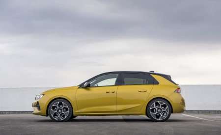 2022 Vauxhall Astra Ultimate Side Wallpapers 450x275 (38)