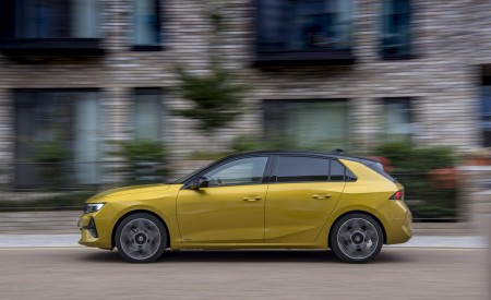 2022 Vauxhall Astra Ultimate Side Wallpapers  450x275 (56)