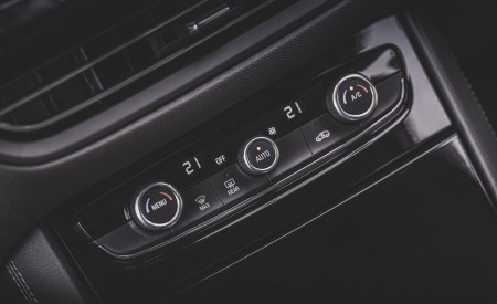 2022 Vauxhall Grandland GS Line Interior Detail Wallpapers 450x275 (59)