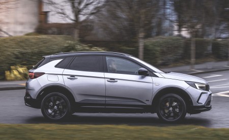 2022 Vauxhall Grandland GS Line Side Wallpapers 450x275 (23)