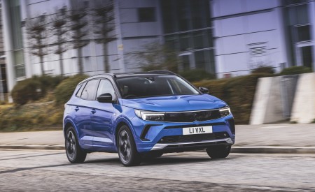 2022 Vauxhall Grandland Ultimate Front Three-Quarter Wallpapers 450x275 (48)