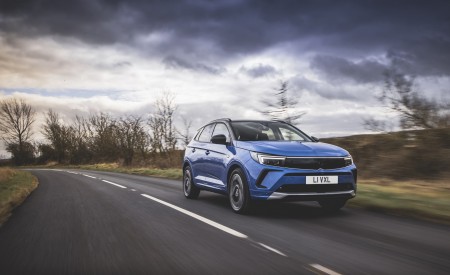 2022 Vauxhall Grandland Ultimate Front Three-Quarter Wallpapers 450x275 (22)