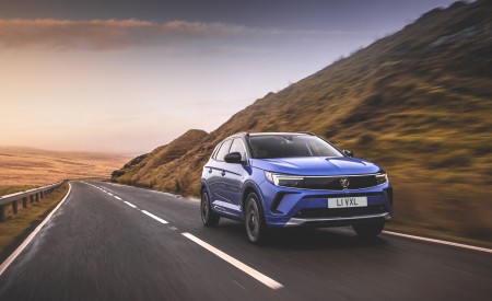 2022 Vauxhall Grandland Ultimate Front Three-Quarter Wallpapers 450x275 (11)
