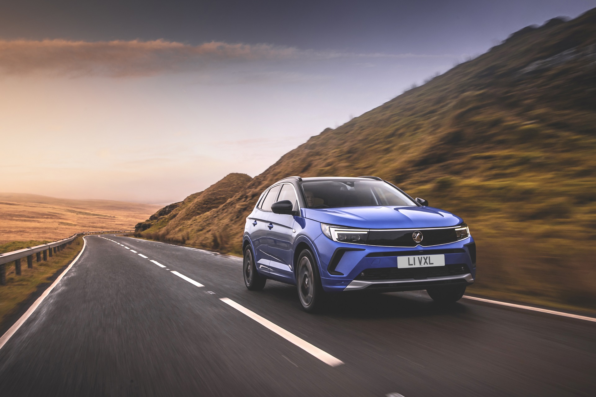 2022 Vauxhall Grandland Ultimate Front Three-Quarter Wallpapers (11)