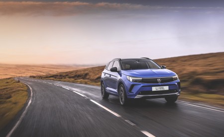 2022 Vauxhall Grandland Ultimate Front Three-Quarter Wallpapers 450x275 (12)