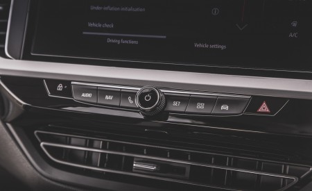 2022 Vauxhall Grandland Ultimate Interior Detail Wallpapers 450x275 (118)