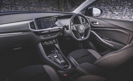 2022 Vauxhall Grandland Ultimate Interior Wallpapers 450x275 (84)