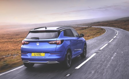 2022 Vauxhall Grandland Ultimate Rear Three-Quarter Wallpapers 450x275 (8)