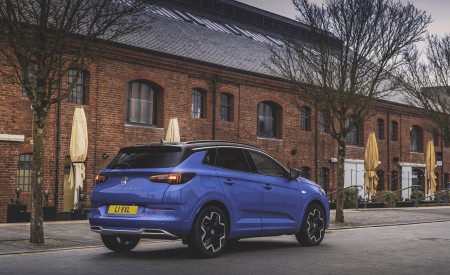 2022 Vauxhall Grandland Ultimate Rear Three-Quarter Wallpapers 450x275 (65)