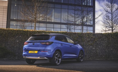 2022 Vauxhall Grandland Ultimate Rear Three-Quarter Wallpapers 450x275 (61)