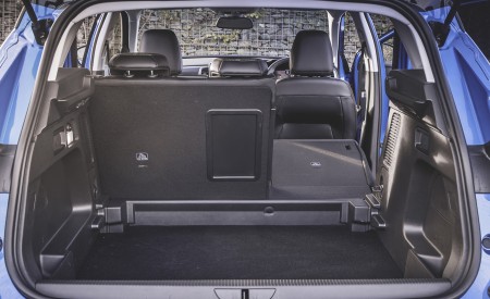 2022 Vauxhall Grandland Ultimate Trunk Wallpapers  450x275 (126)