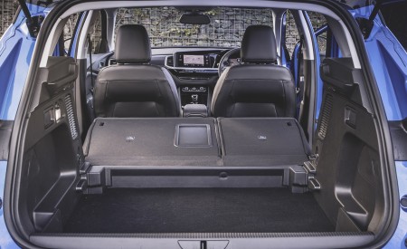 2022 Vauxhall Grandland Ultimate Trunk Wallpapers 450x275 (129)