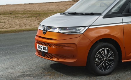 2022 Volkswagen Multivan UK version Front Wallpapers 450x275 (19)