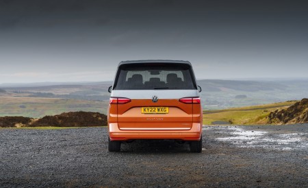 2022 Volkswagen Multivan UK version Rear Wallpapers 450x275 (6)