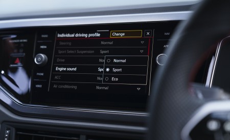 2022 Volkswagen Polo GTI (UK-Spec) Central Console Wallpapers  450x275 (26)
