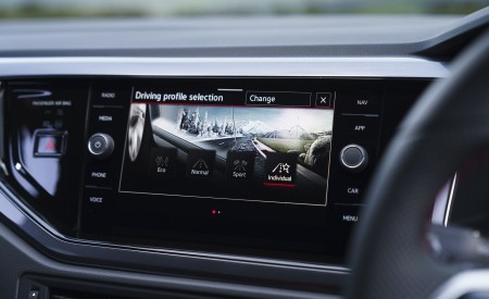 2022 Volkswagen Polo GTI (UK-Spec) Central Console Wallpapers 450x275 (24)