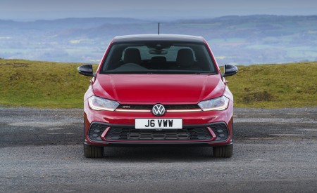 2022 Volkswagen Polo GTI (UK-Spec) Front Wallpapers 450x275 (11)