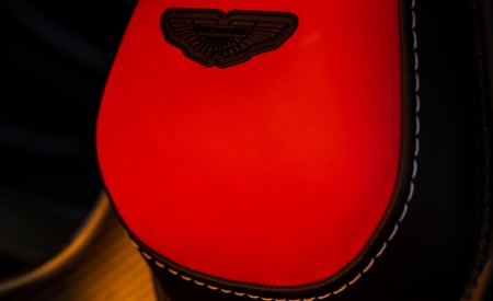 2023 Aston Martin V12 Vantage Interior Seats Wallpapers 450x275 (39)