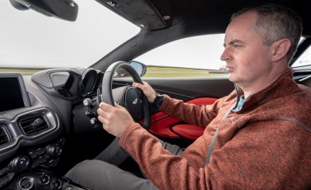 2023 Aston Martin V12 Vantage Interior Wallpapers 450x275 (30)