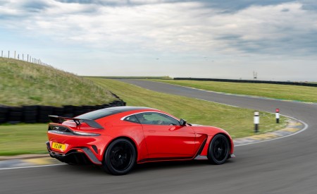2023 Aston Martin V12 Vantage Rear Three-Quarter Wallpapers 450x275 (16)