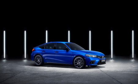 2023 Honda Civic eHEV Front Three-Quarter Wallpapers 450x275 (6)