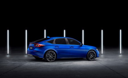 2023 Honda Civic eHEV Rear Three-Quarter Wallpapers 450x275 (9)